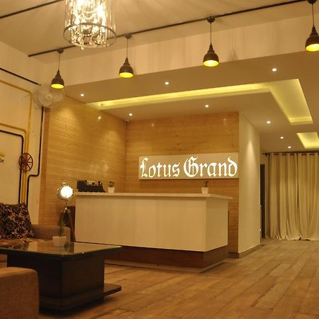 Hotel Lotus Grand Akm Kālka Esterno foto